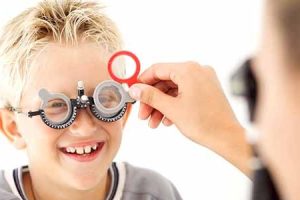 Çocuklarda Göz Bozukluğu Belirtileri: Aileler Nelere Dikkat Etmeli?
